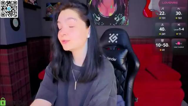 Image 10 of ahgel_love Stream on Chaturbate on 2 months ago