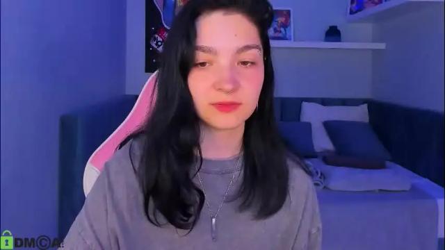 Image 4 of ahgel_love Stream on Chaturbate on 1 month ago