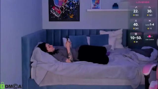 Image 8 of ahgel_love Stream on Chaturbate on 1 month ago