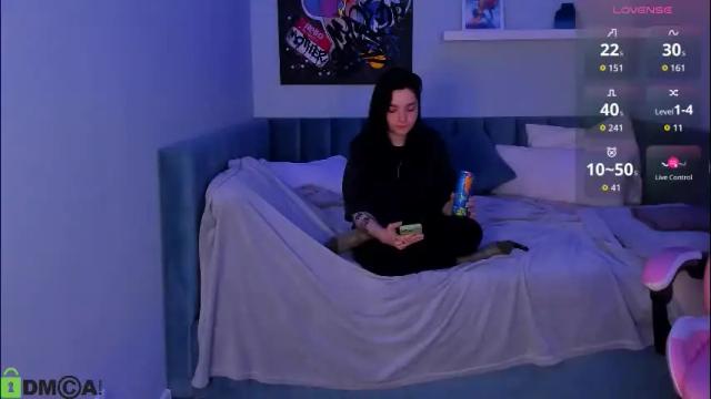 Image 3 of ahgel_love Stream on Chaturbate on 1 month ago