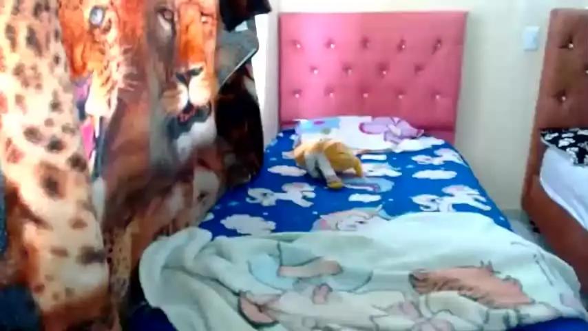 ahiara_2u Chaturbate