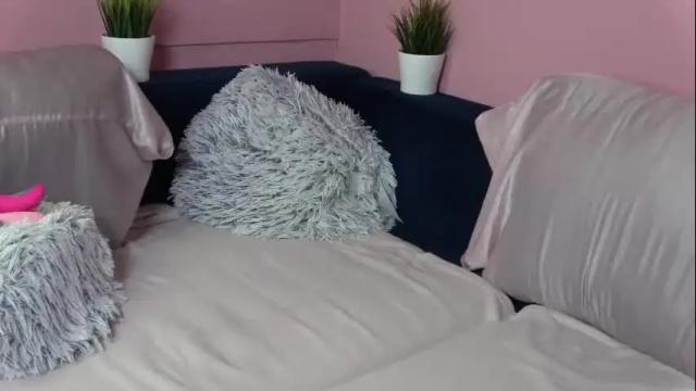 Image 11 of ahriangel Stream on Chaturbate on 2 months ago