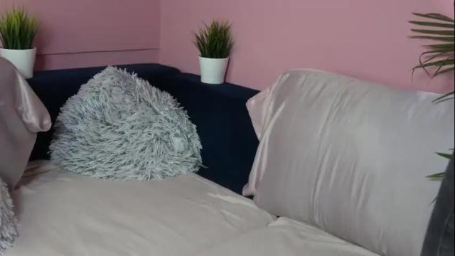 Image 4 of ahriangel Stream on Chaturbate on 2 months ago