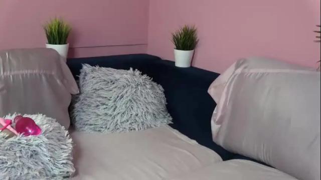 Image 7 of ahriangel Stream on Chaturbate on 1 month ago