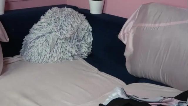 Image 10 of ahriangel Stream on Chaturbate on 1 month ago