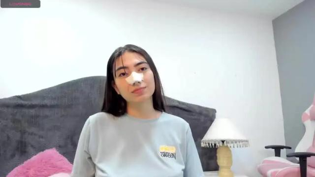 Image 4 of ahyshel_1 Stream on Chaturbate on 20 months ago