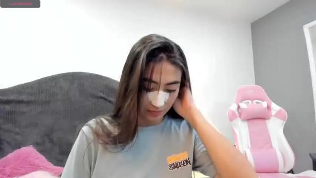 Image 7 of ahyshel_1 Stream on Chaturbate on 20 months ago