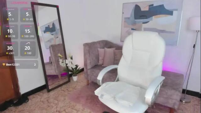 Image 2 of aida_adams Stream on Chaturbate on 1 month ago