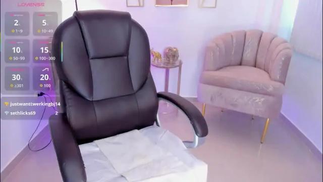 Image 2 of aida_adams Stream on Chaturbate on 4 days ago