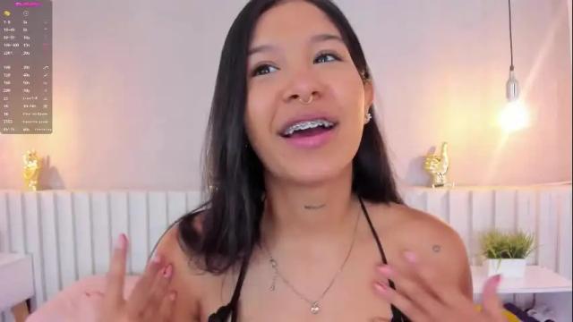 Image 6 of aida_moreno Stream on Chaturbate on 1 month ago