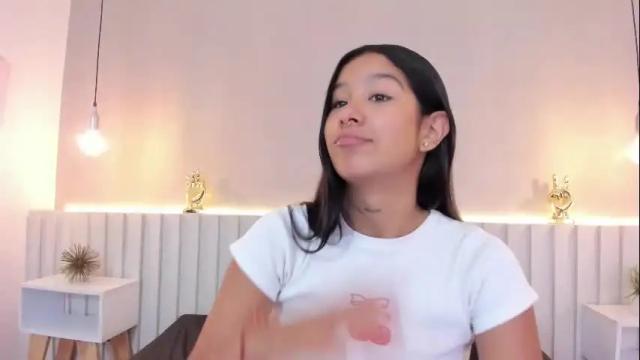 Image 11 of aida_moreno Stream on Chaturbate on 9 days ago