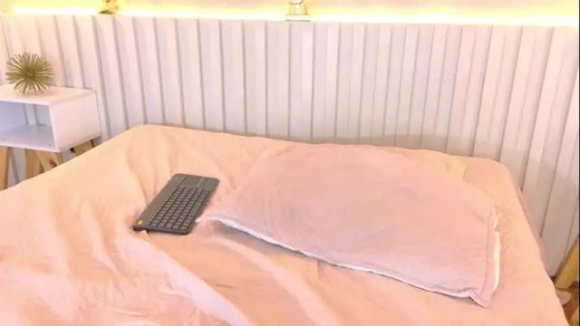 Image 4 of aida_moreno Stream on Chaturbate on 6 months ago