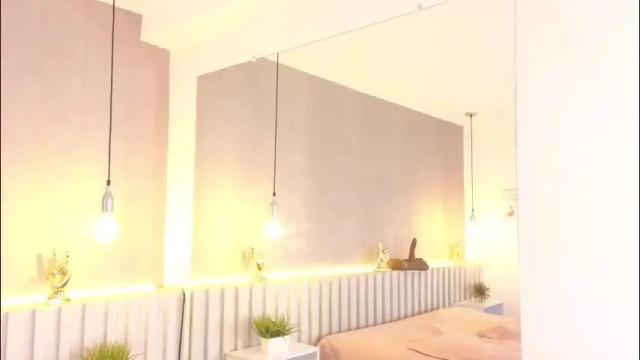 Image 10 of aida_moreno Stream on Chaturbate on 5 months ago