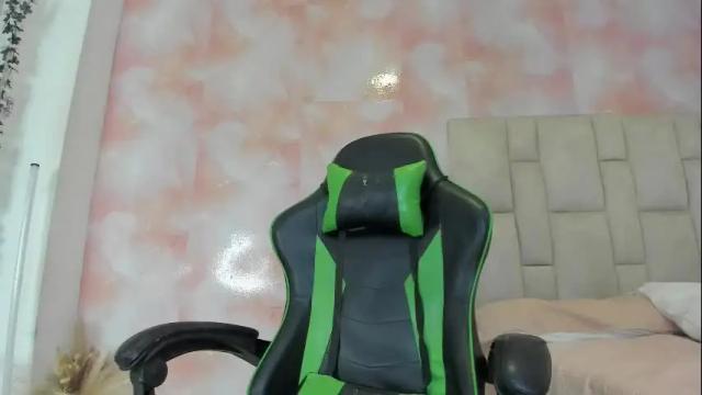Image 2 of aida_rose Stream on Chaturbate on 1 month ago