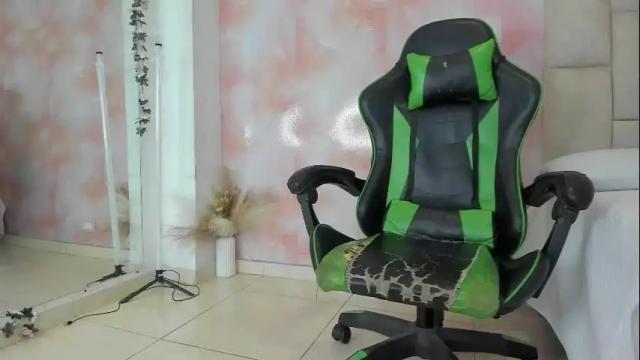 Image 11 of aida_rose Stream on Chaturbate on 1 month ago