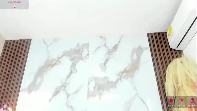 Image 6 of aidaadams Stream on Chaturbate on 24 days ago