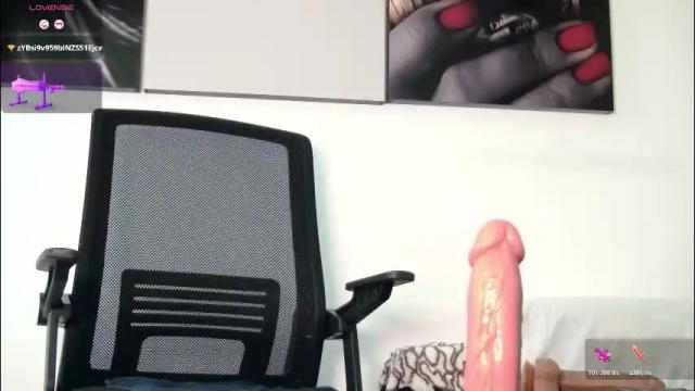 Image 2 of aidaadams Stream on Chaturbate on 1 month ago