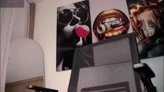 Image 2 of aidaadams Stream on Chaturbate on 29 days ago