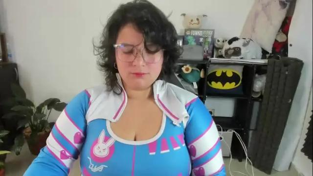 Image 12 of aikadreams Stream on Chaturbate on 19 days ago