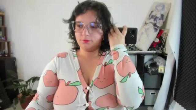 Image 2 of aikadreams Stream on Chaturbate on 1 month ago