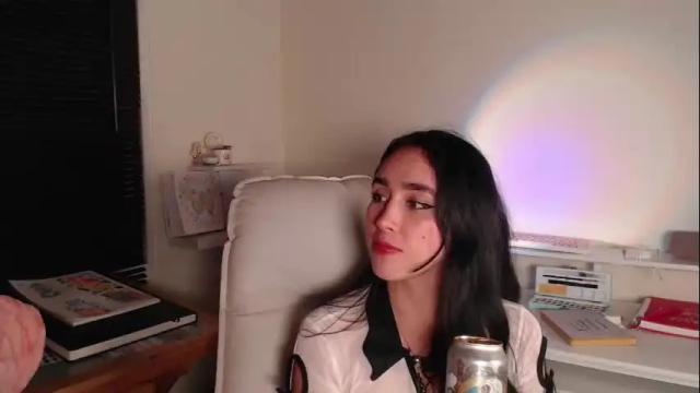 Image 10 of aiko_yuno Stream on Chaturbate on 6 months ago
