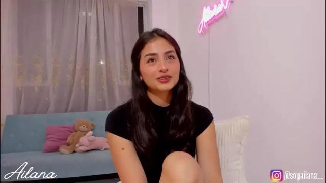 Image 3 of ailana__ Stream on Chaturbate on 2 months ago