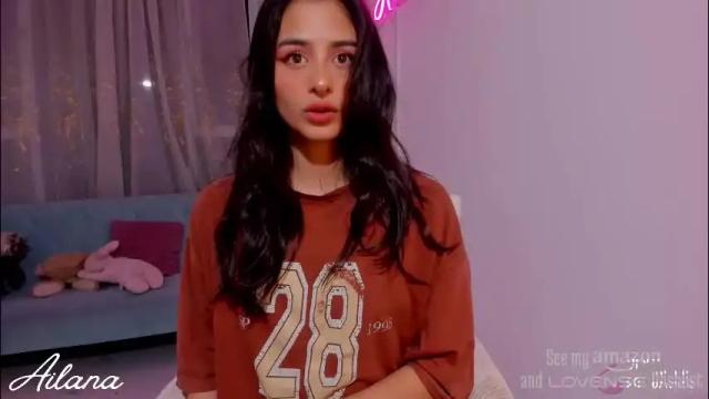 Image 3 of ailana__ Stream on Chaturbate on 2 months ago