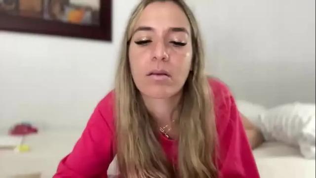 Image 2 of ailebun Stream on Chaturbate on 6 months ago