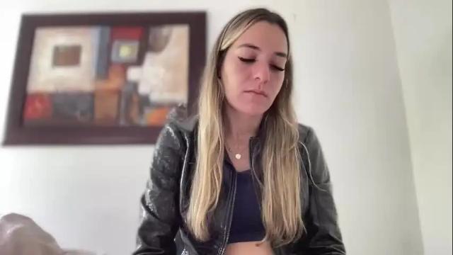 Image 6 of ailebun Stream on Chaturbate on 6 months ago