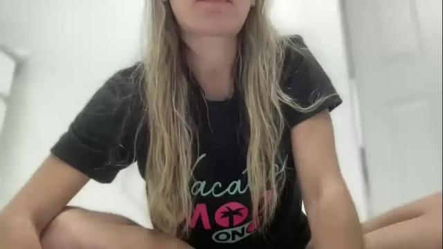 Image 7 of ailebun Stream on Chaturbate on 4 months ago