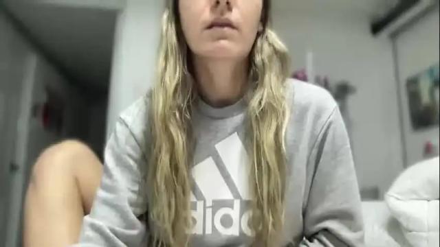 Image 3 of ailebun Stream on Chaturbate on 4 months ago