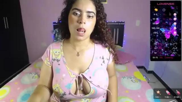 Image 12 of ailen_diaz Stream on Chaturbate on 17 months ago