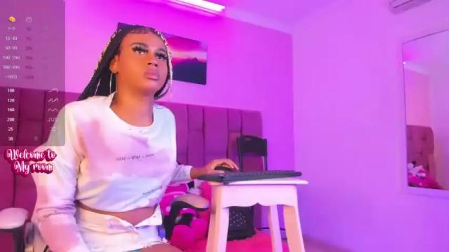 Image 4 of ailyn_foxx Stream on Chaturbate on 14 months ago