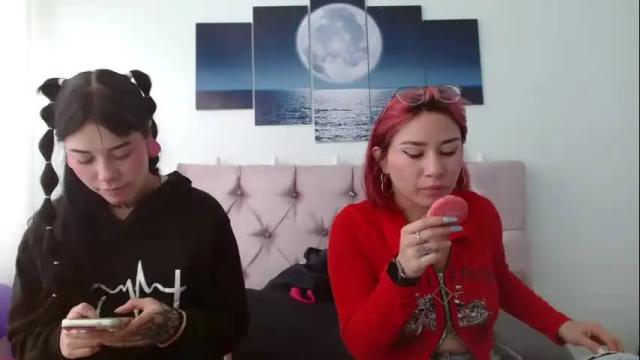 Image 7 of ailyn_zoe Stream on Chaturbate on 11 days ago