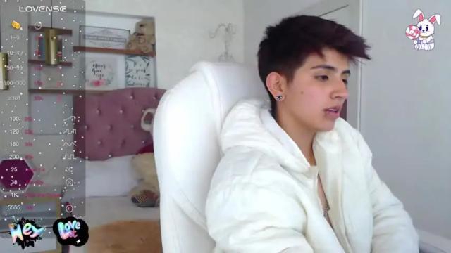 Image 7 of ailyng_1 Stream on Chaturbate on 19 months ago