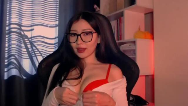 Image 3 of aimeclarks Stream on Chaturbate on 27 months ago