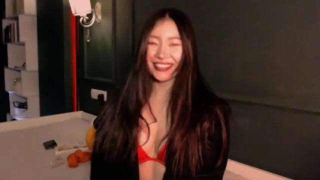 Image 7 of aimeclarks Stream on Chaturbate on 26 months ago