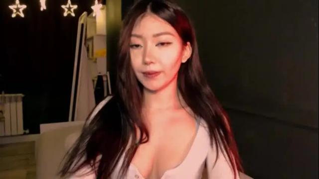 Image 7 of aimeclarks Stream on Chaturbate on 25 months ago