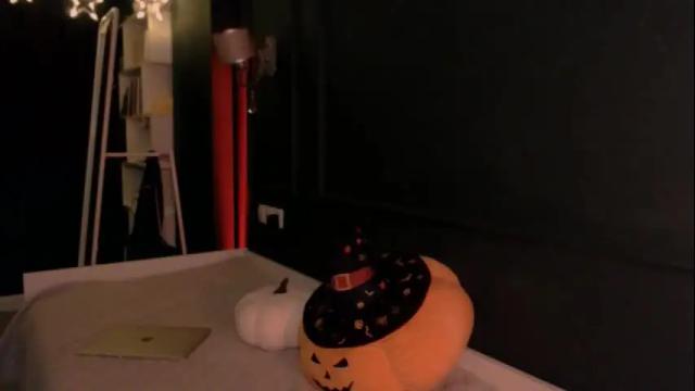 Image 3 of aimeclarks Stream on Chaturbate on 25 months ago