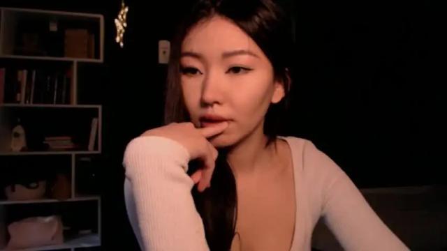 Thumbnail 1, aimeclarks's Stream at Chaturbate, 19 months ago