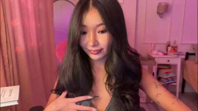 Image 2 of aimeclarks Stream on Chaturbate on 2 days ago