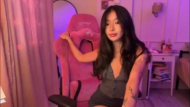 Image 3 of aimeclarks Stream on Chaturbate on 2 days ago