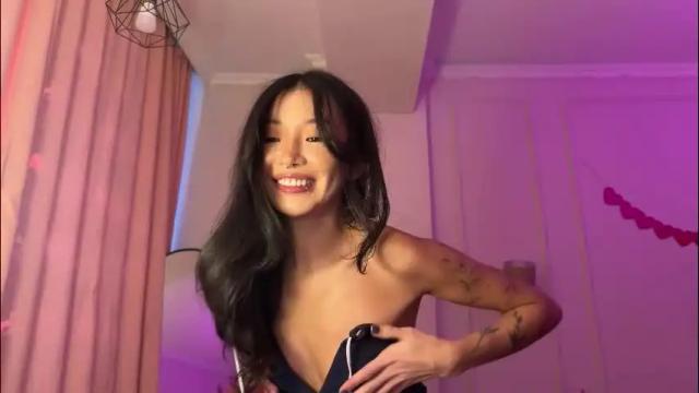 Image 2 of aimeclarks Stream on Chaturbate on 1 day ago