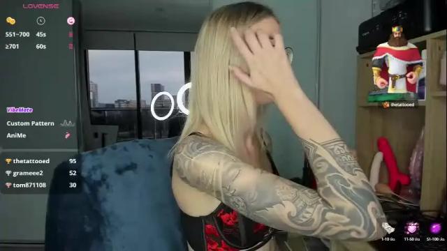 Image 2 of aimee_jay94 Stream on Chaturbate on 11 days ago