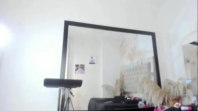 Image 6 of ainaah_ Stream on Chaturbate on 19 days ago