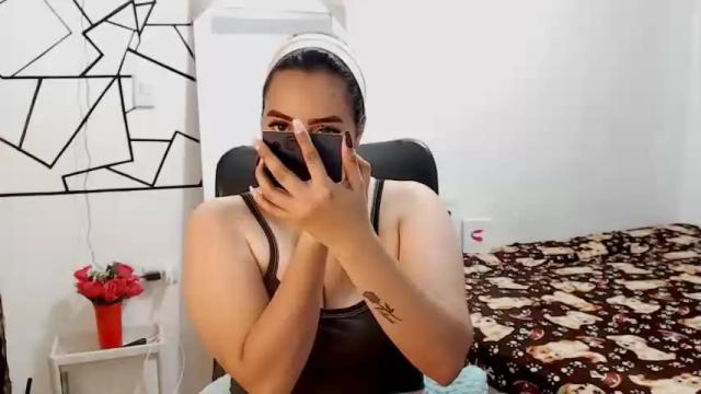 Image 3 of ainara_farre Stream on Chaturbate on 20 months ago