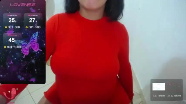 Image 2 of ainara_hampton9 Stream on Chaturbate on 16 months ago