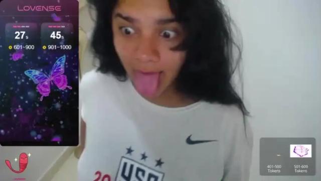 Image 10 of ainara_hampton9 Stream on Chaturbate on 16 months ago