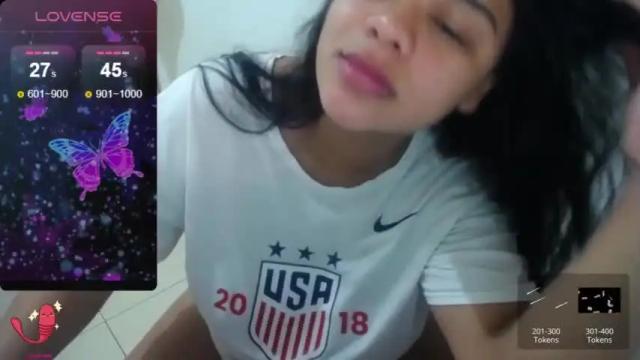 Image 4 of ainara_hampton9 Stream on Chaturbate on 16 months ago