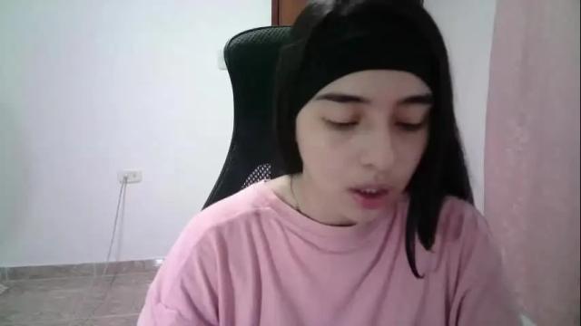 Image 12 of aineangeel Stream on Chaturbate on 6 days ago